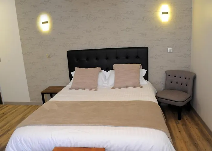 Hotel L\'Ange De La Vallee